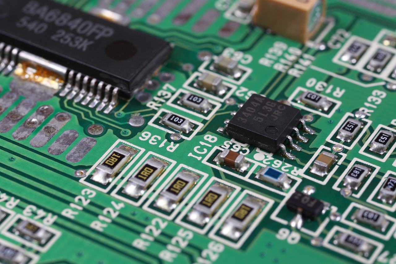 PCIe expansion card motherboard close-up