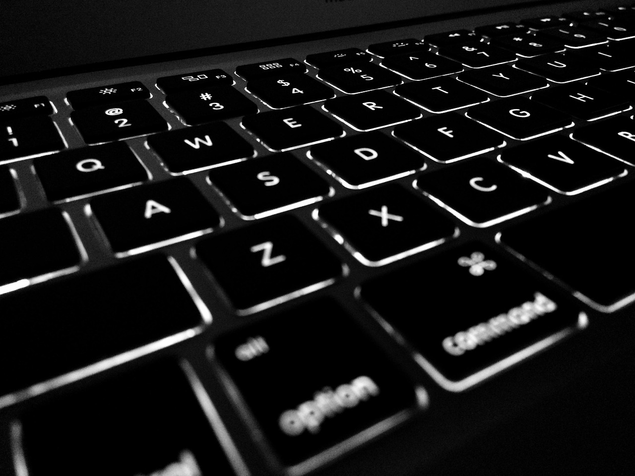 The Definitive Laptop Buyer's Guide for 2026: Navigating Work, AI, and Gaming