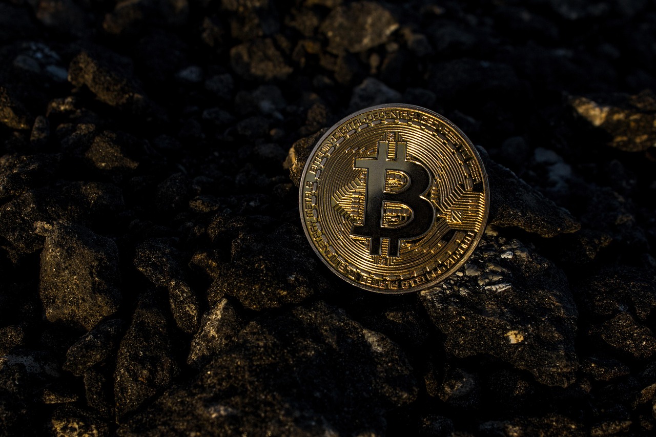 cryptocurrency trading chart red