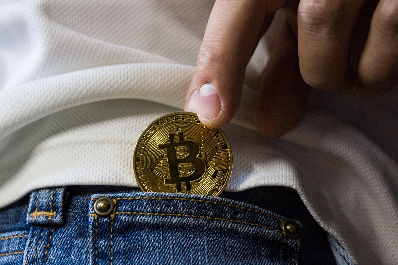 Bitcoin e Ether Enfrentam Pior Semana Desde o Colapso da FTX: O Que Aconteceu e o Que Esperar