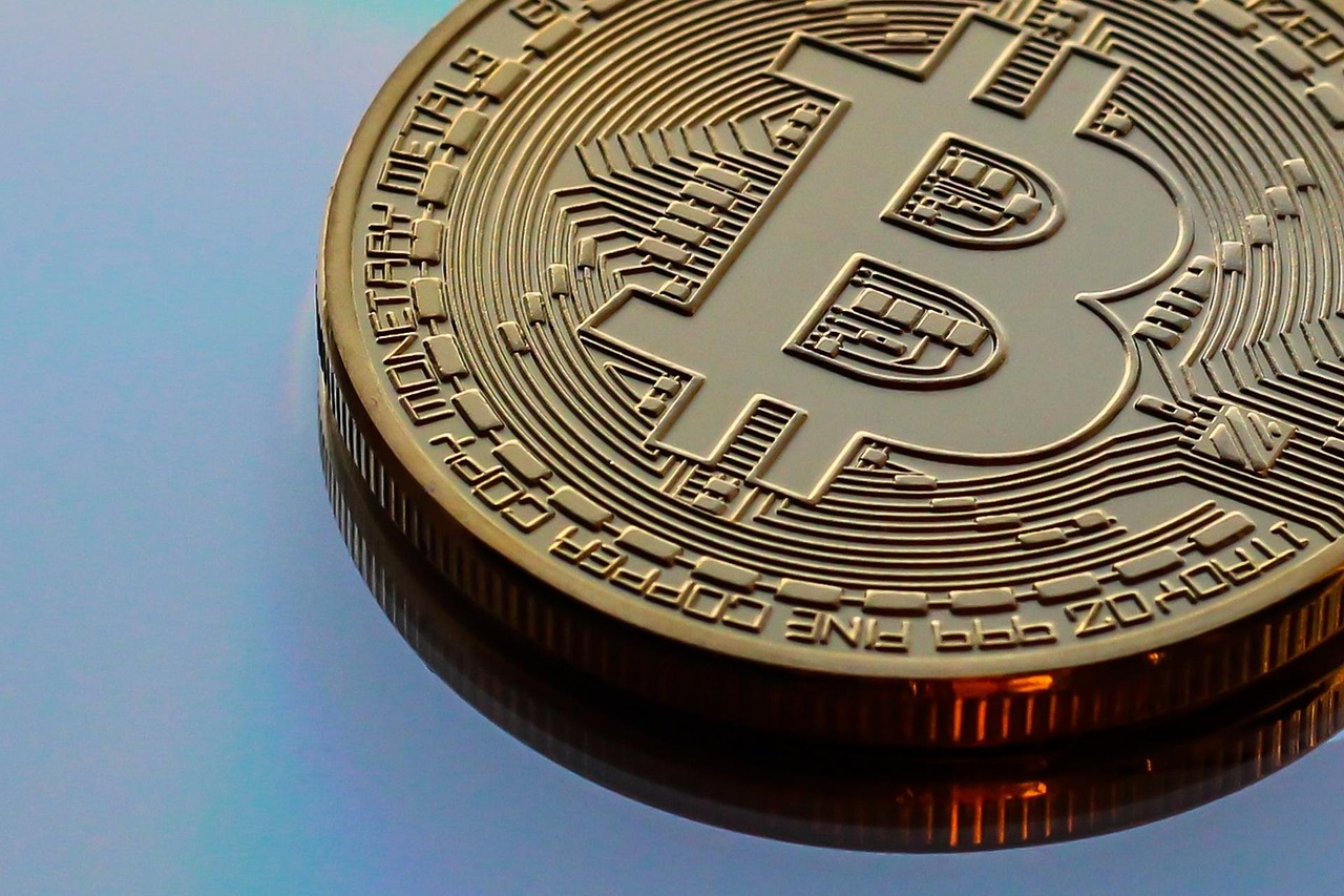 bitcoin price chart red decline